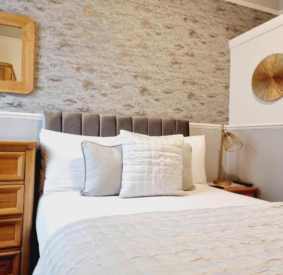 Bed and Breakfast Kethla House