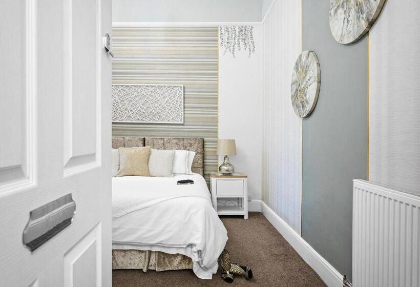 Bed and Breakfast Kethla House