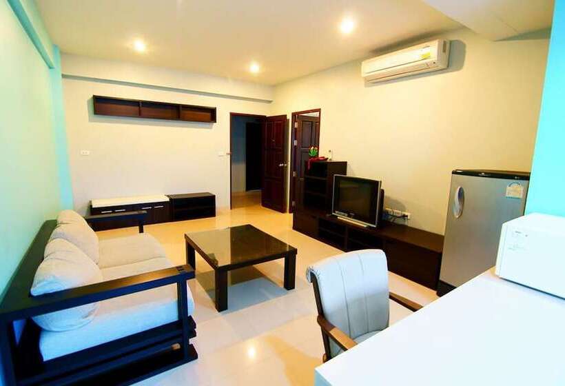 ホテル Ananya Residence