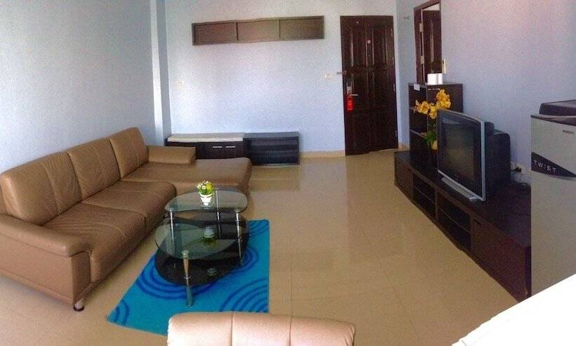 ホテル Ananya Residence