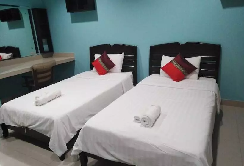 ホテル Ananya Residence