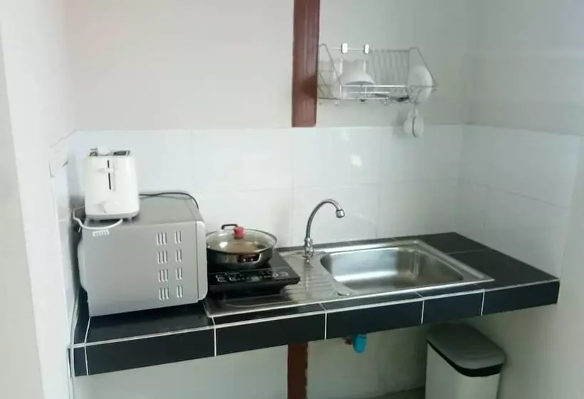 ホテル Ananya Residence