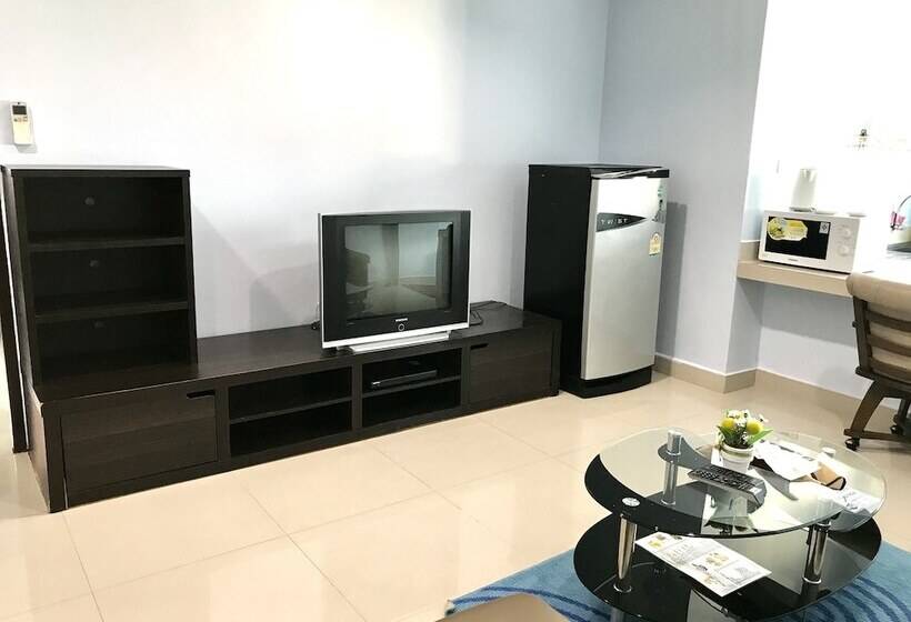 ホテル Ananya Residence