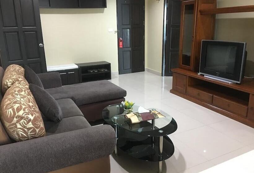 ホテル Ananya Residence