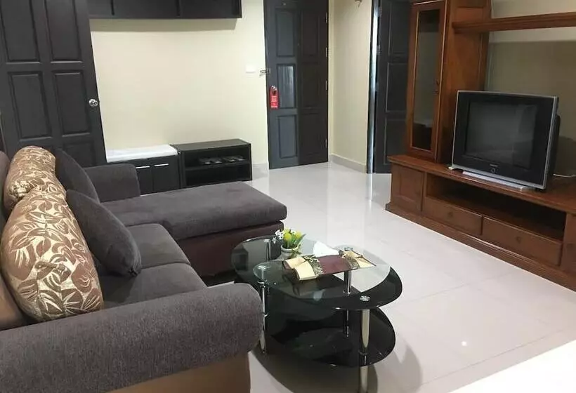 ホテル Ananya Residence
