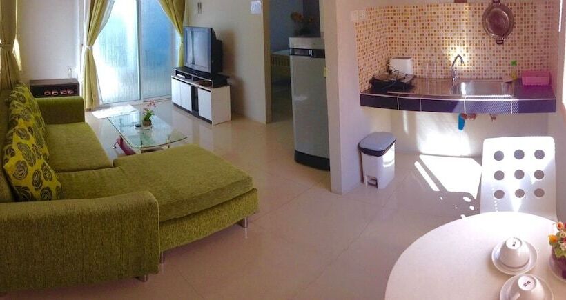 ホテル Ananya Residence