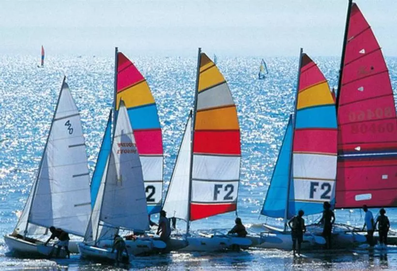 Hotelli Azureva Saint Cyprien