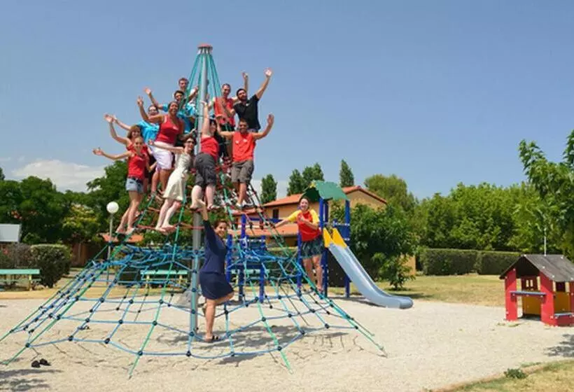 Hotelli Azureva Saint Cyprien