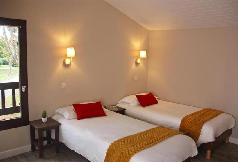 هتل Azureva Saint Cyprien