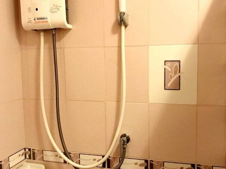 Szálloda Baan Phra Chan