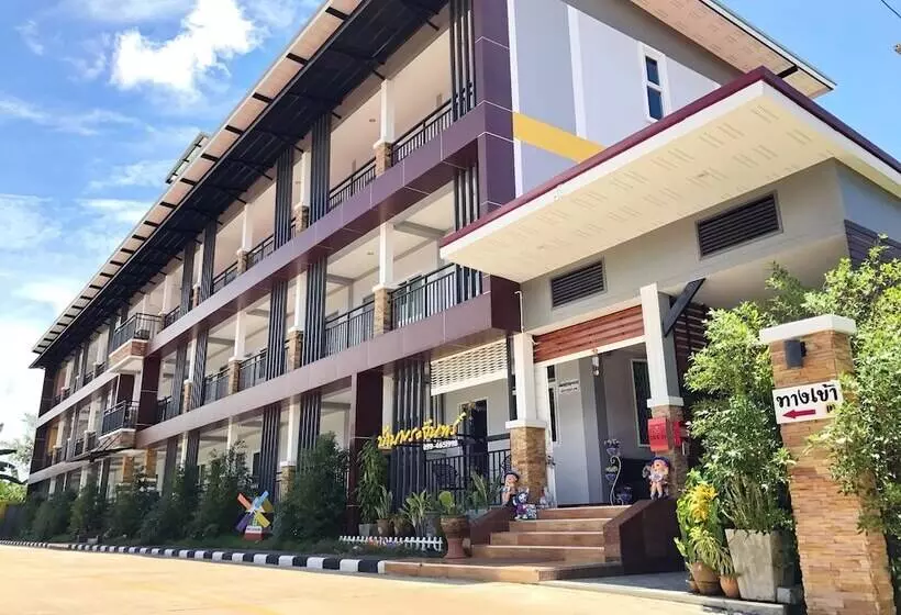 ホテル Baan Phra Chan