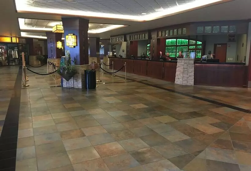 ホテル Grand Casino Mille Lacs