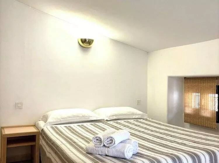 Hotelli Hôtel Restaurant U Santa Maria