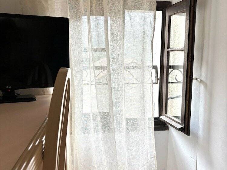 ホテル Hôtel Restaurant U Santa Maria