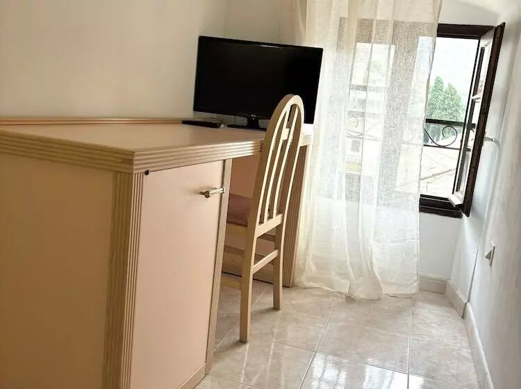 Hotelli Hôtel Restaurant U Santa Maria