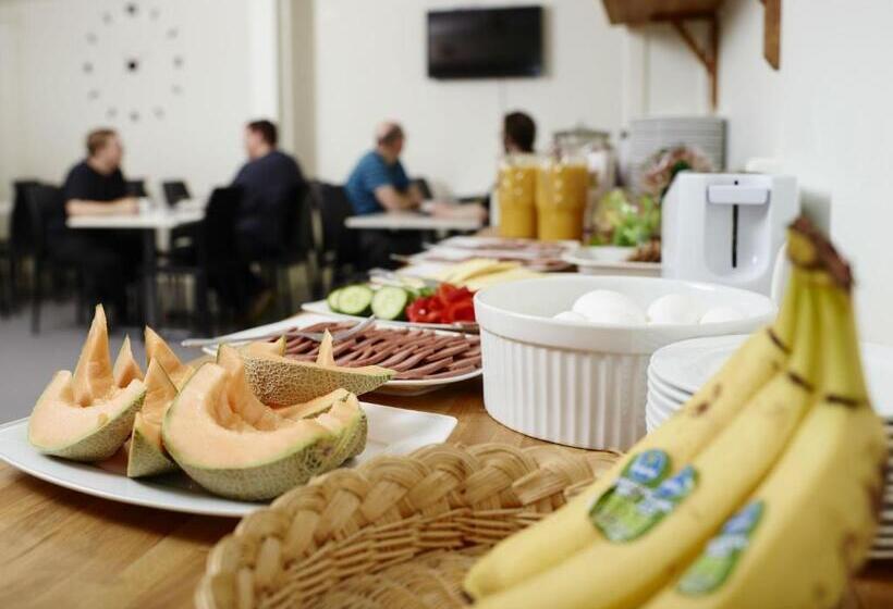 هتل L Sport & Rest