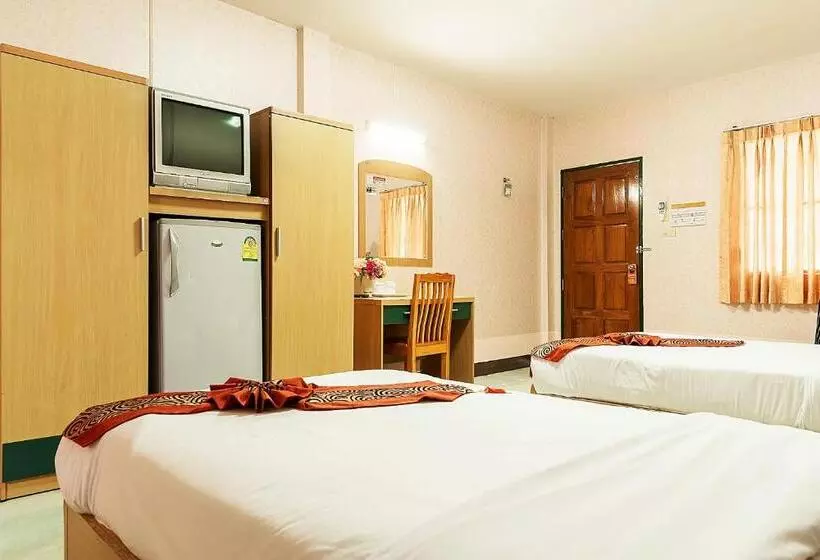 ホテル P.n. Gold Resort