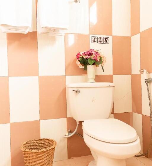 酒店 P.n. Gold Resort