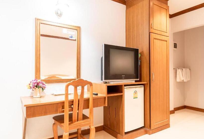 酒店 P.n. Gold Resort