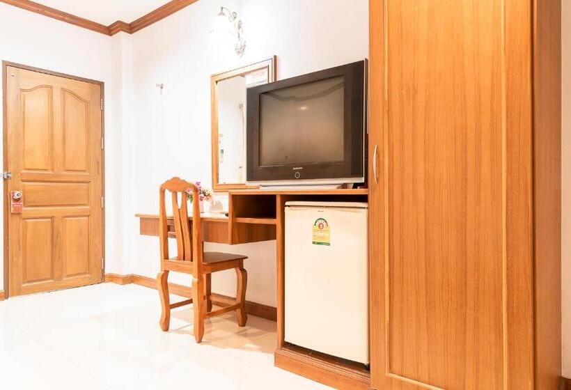 酒店 P.n. Gold Resort