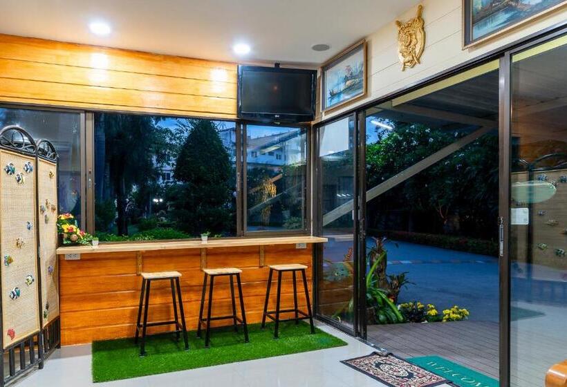 酒店 P.n. Gold Resort