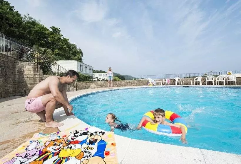 هتل Sandaway Holiday Park