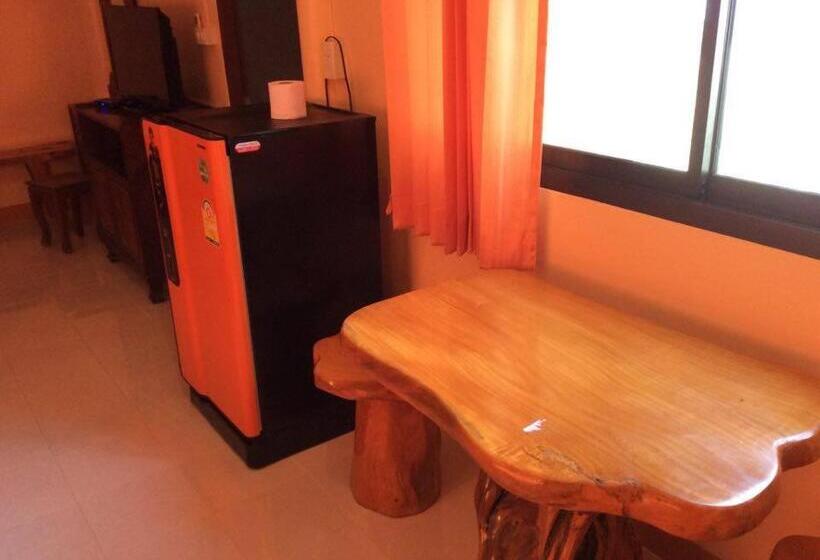 Hotelli Subsavet Village