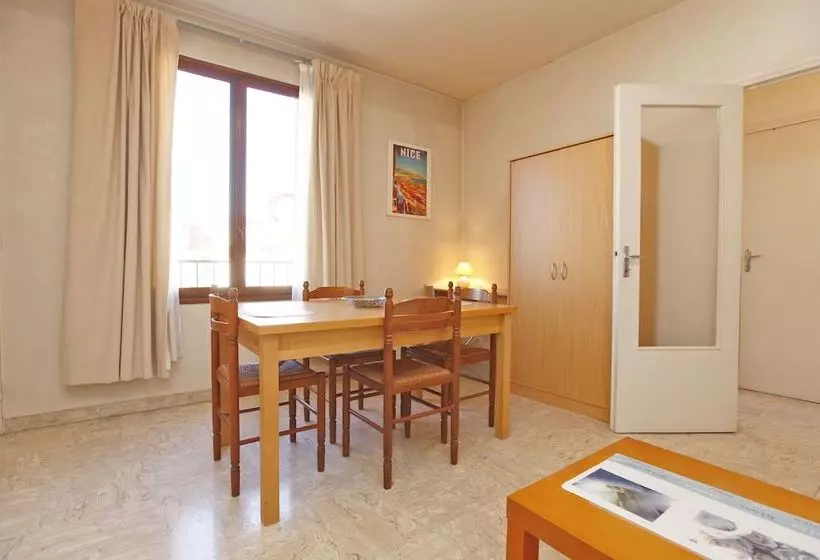 Large Studio Dowtown In Nice Near Tramway