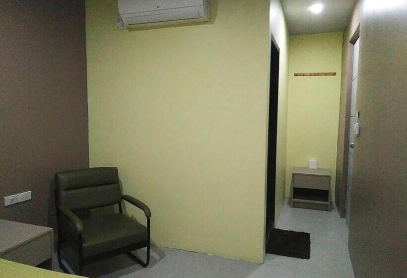 پانسیون In Phuket House