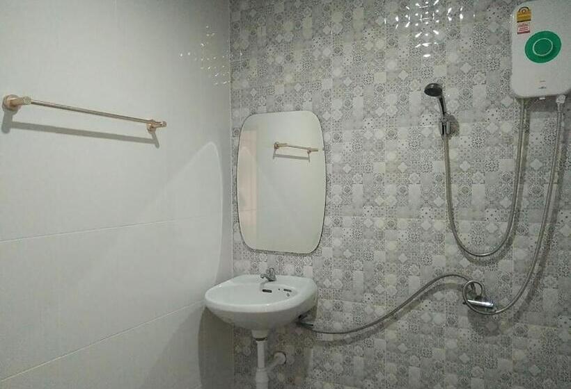 پانسیون In Phuket House