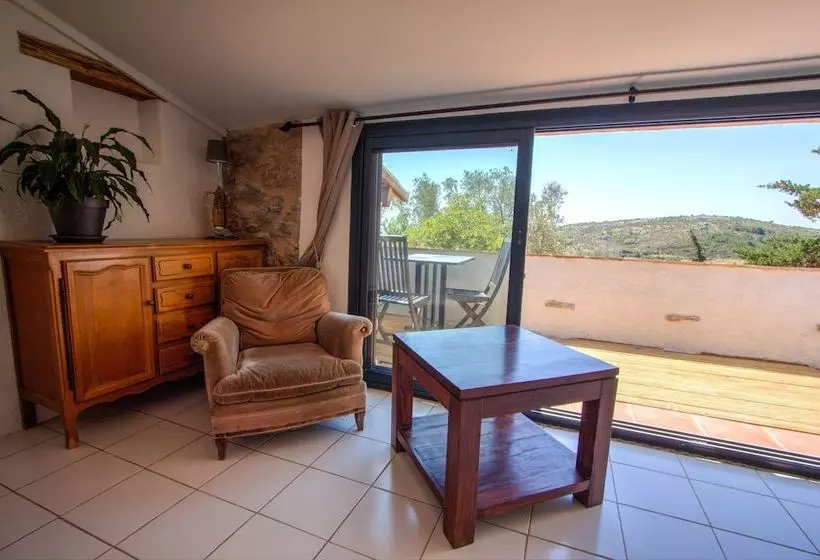 پانسیون La Bergerie Du Chateau De Fitou