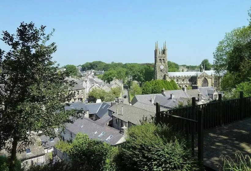 The Old Vicarage B&b