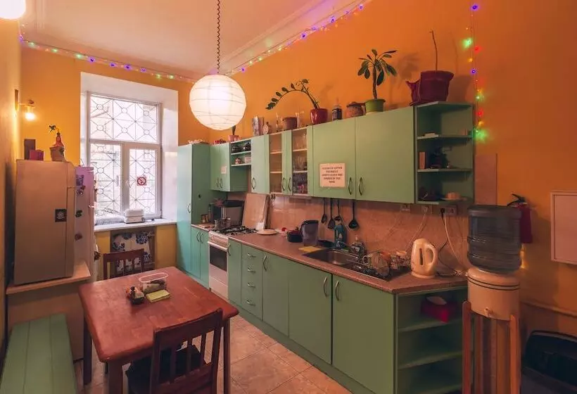 Tiu Kreschatik   Hostel