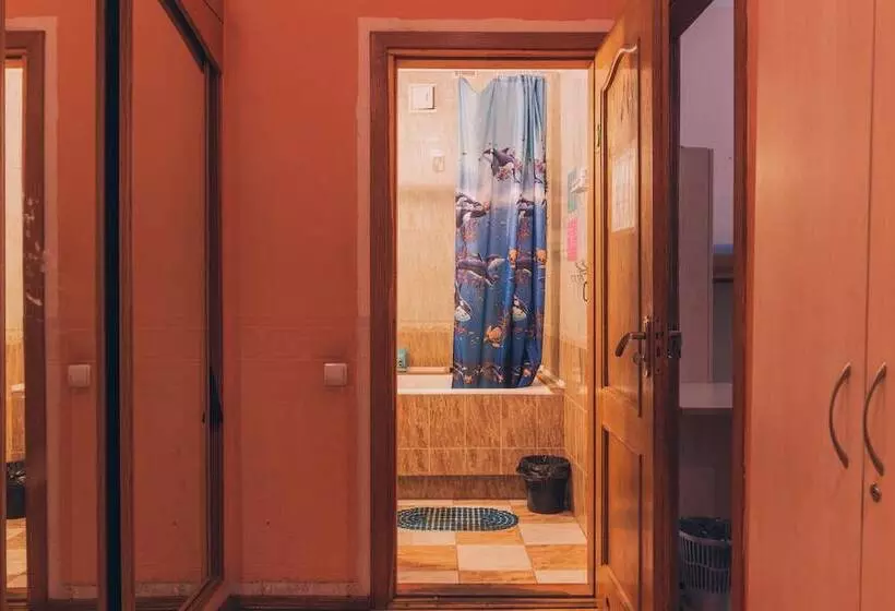 Tiu Kreschatik   Hostel