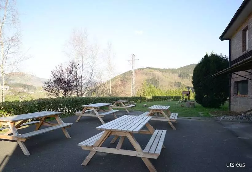 Abaraxka Hostel Disfruta La Vía Verde Del Urola Hasta La Playa   Naturaleza Montañas Y Riqueza Cultu