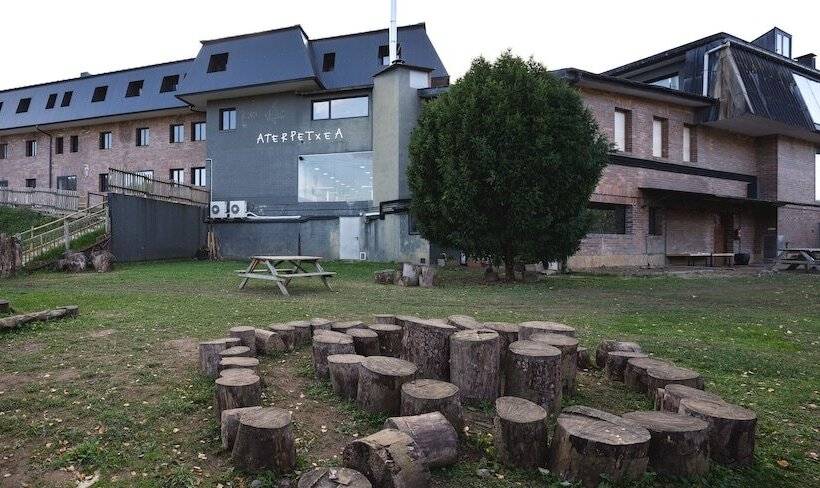 Abaraxka Hostel Disfruta La Vía Verde Del Urola Hasta La Playa   Naturaleza Montañas Y Riqueza Cultu