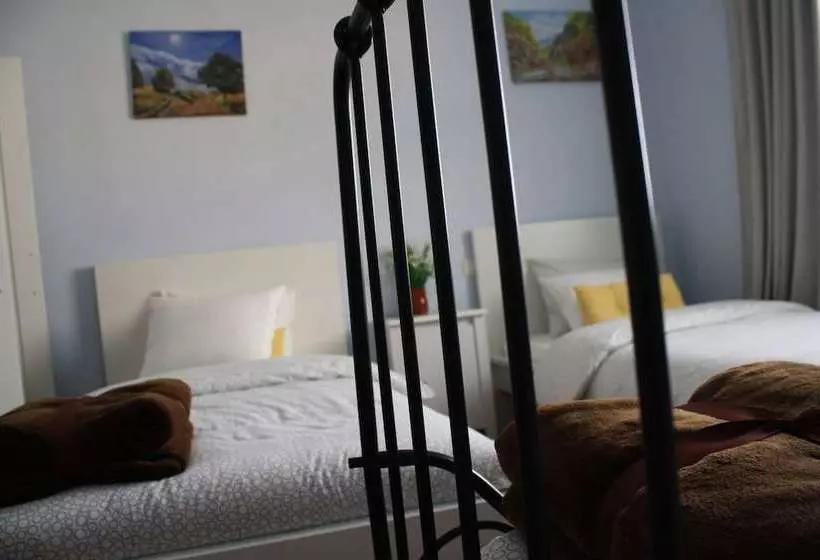 Aceró Home