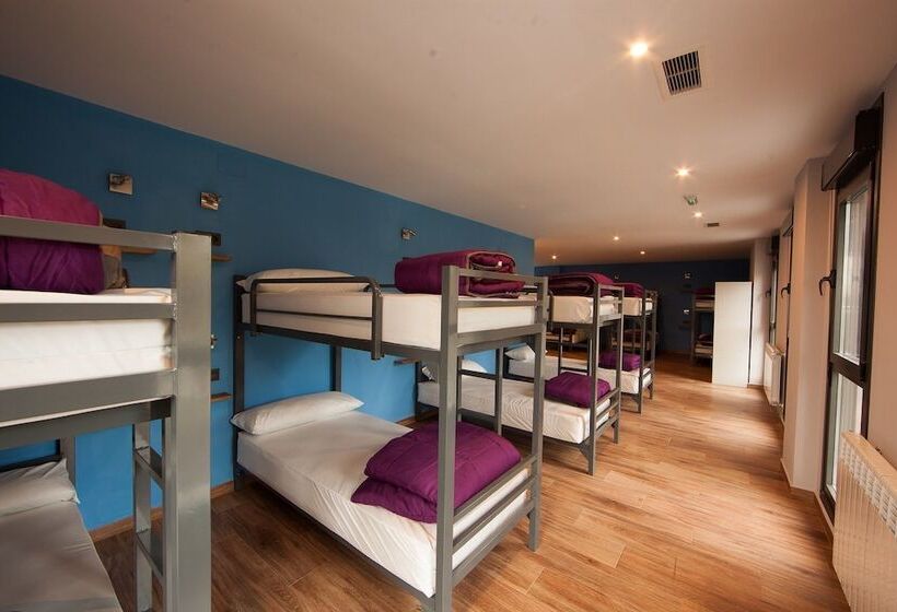 Albergue Miguelín Hostel