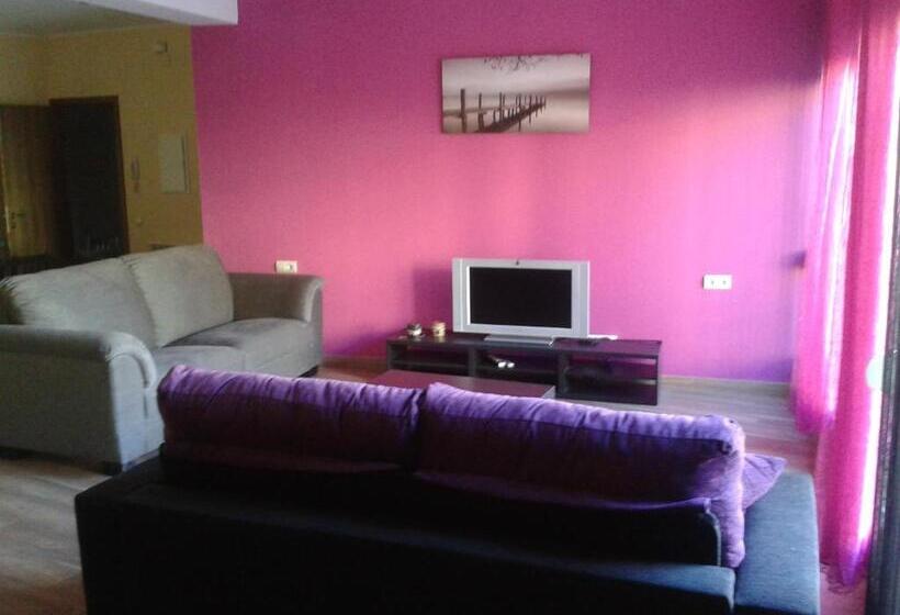 Apartamentos La Muralla