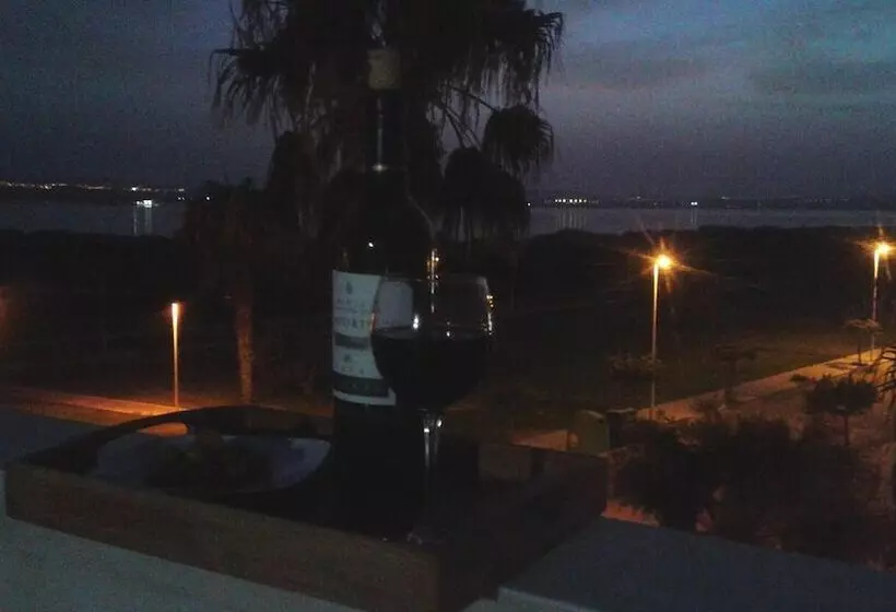 تختخواب و صبحانه Casa Frente Al Lago Rosa