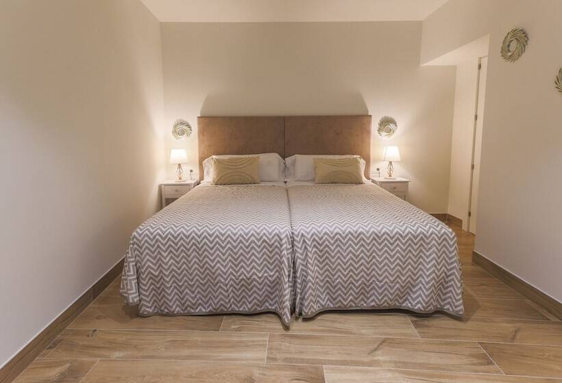 مسافرخانه Habitaciones Amelia