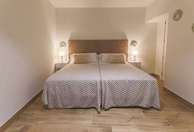 مسافرخانه Habitaciones Amelia