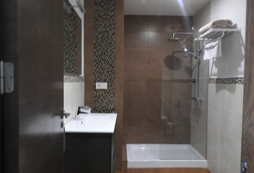 مسافرخانه Habitaciones Amelia