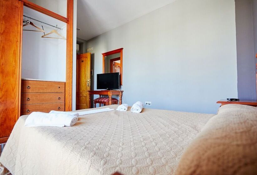 簡易ホテル H. Sutton Cabo De Gata