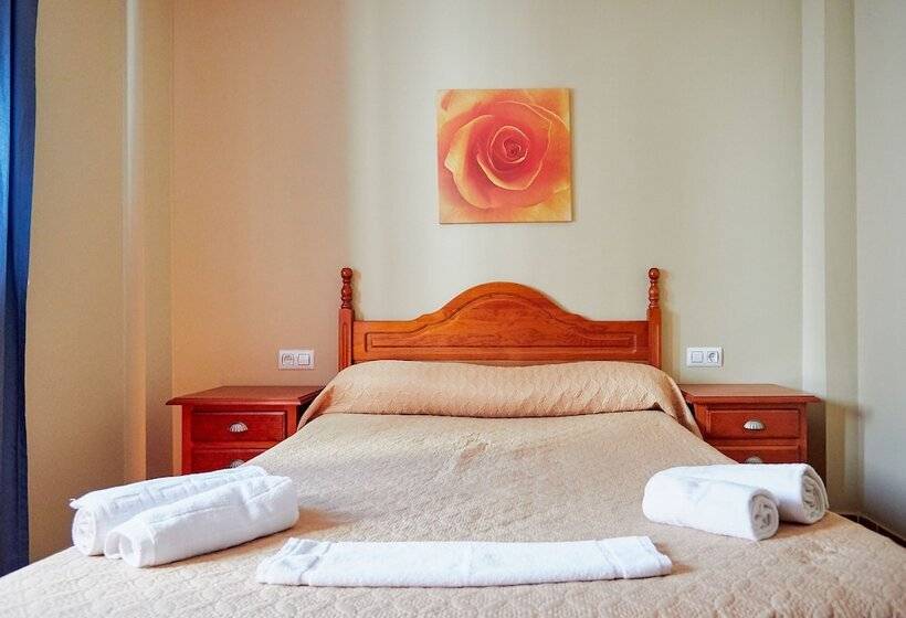 簡易ホテル H. Sutton Cabo De Gata