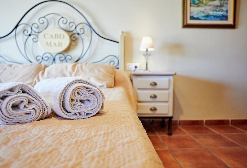 簡易ホテル H. Sutton Cabo De Gata