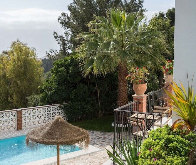 فندق Boutique X Pueblo, Benalmádena