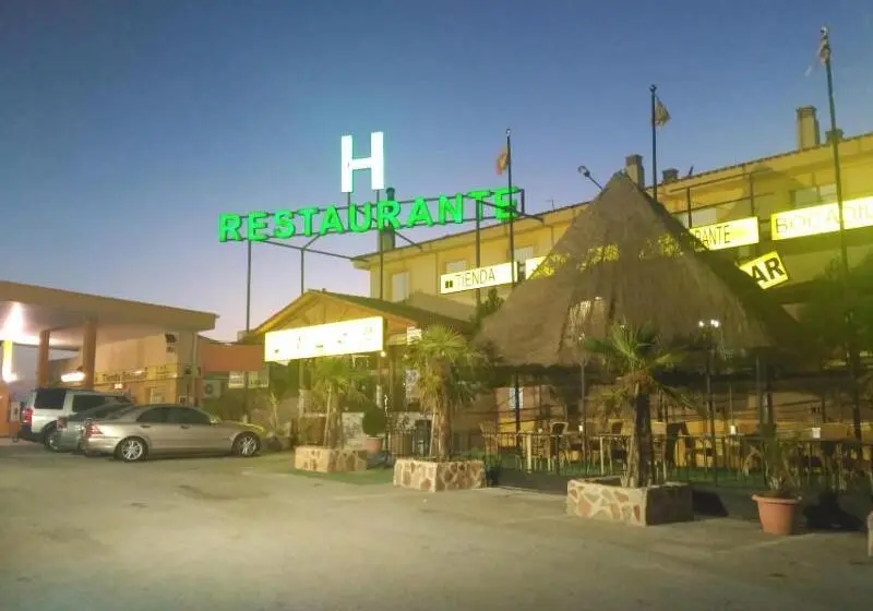 ホテル Restaurante Mirasierra