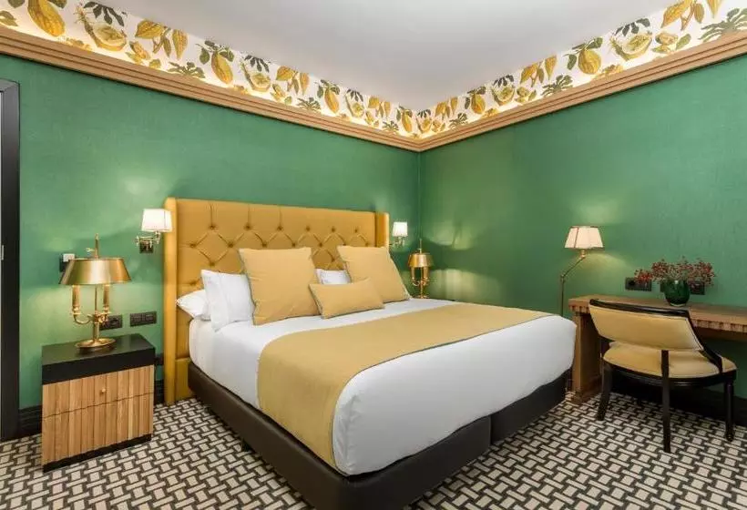 Hotelli Room Mate Alba