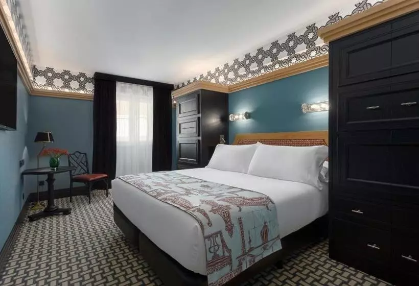 Hotelli Room Mate Alba